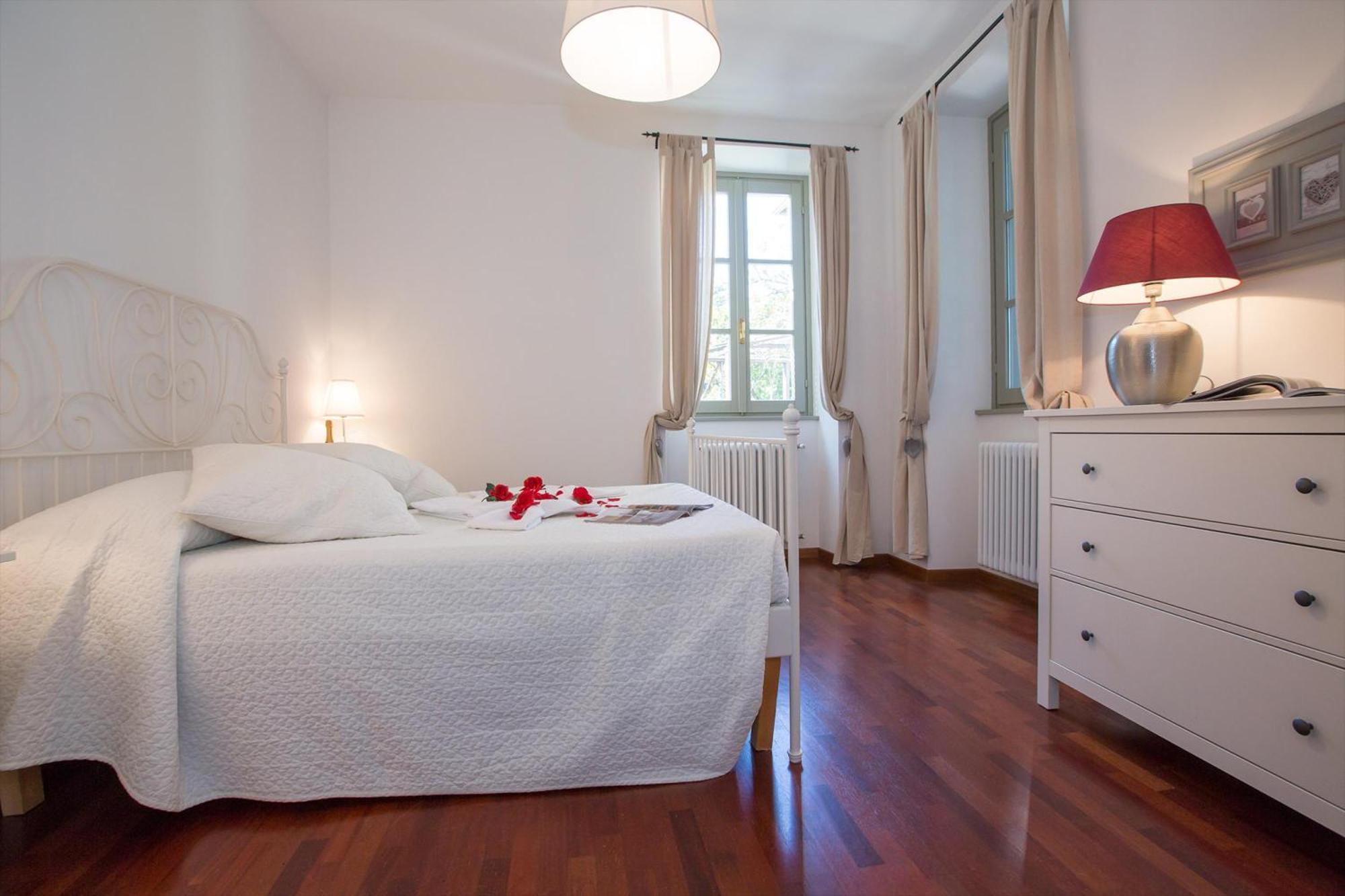 Casa Al Prato Apt. A Varenna Eksteriør billede